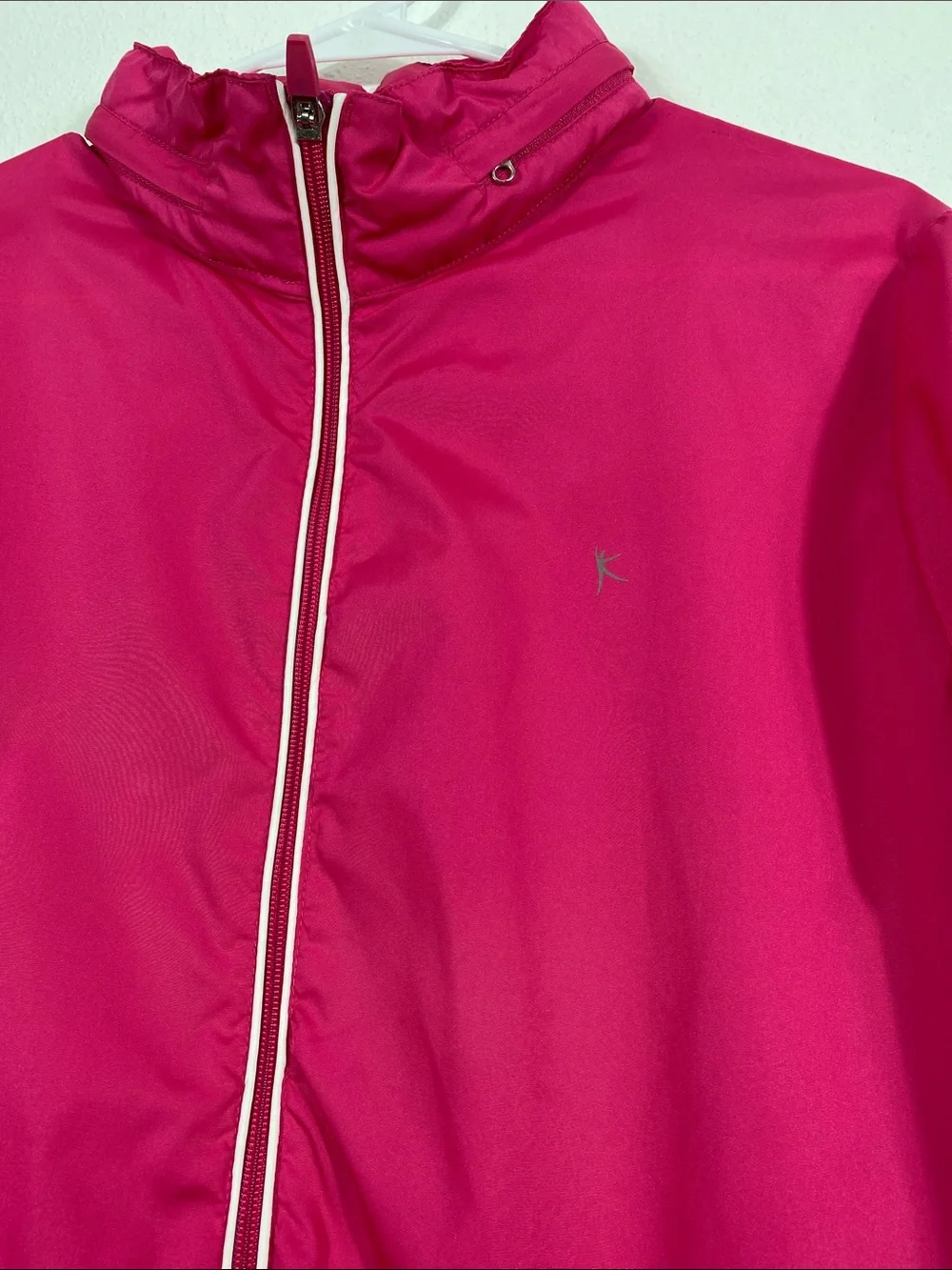 Danskin Now Hot Pink Lightweight Zip-Front Windbreaker Size Xl